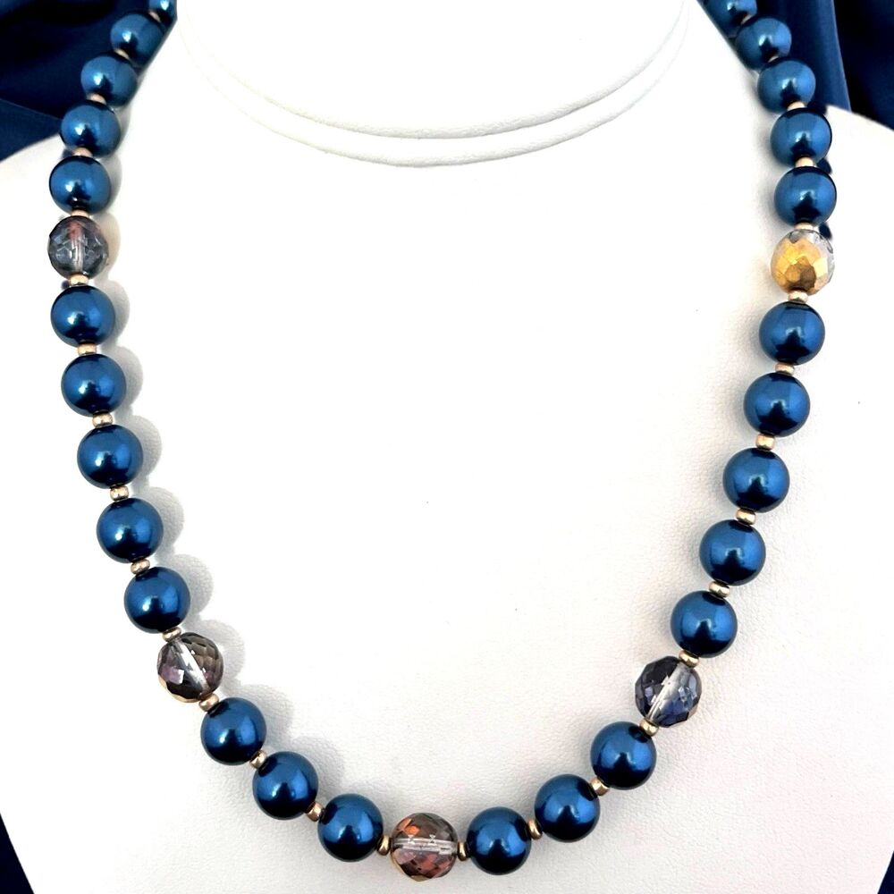 Vintage 1990s Joan Rivers Blue Czech Glass Pearl Necklace Faceted Beads - 2D